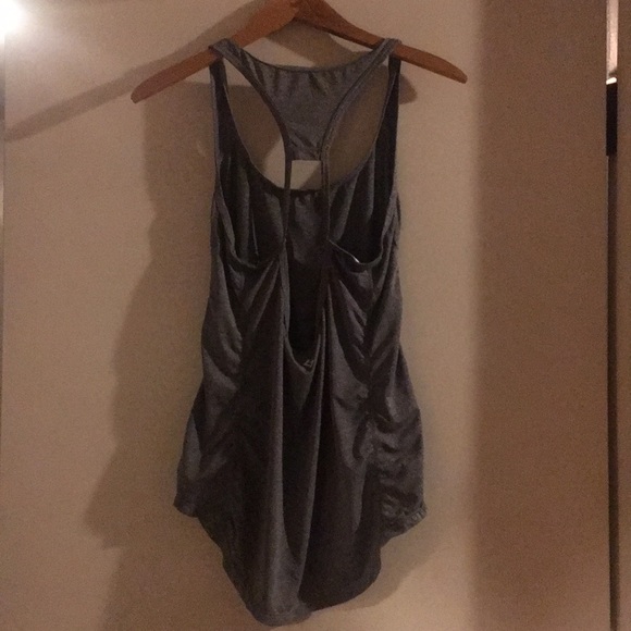 Brand NEW Adonola work out tank w/ TAGS - Picture 4 of 8